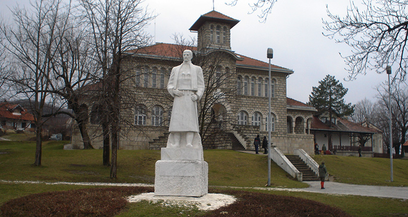 Srce Srbije - Orašac,Topola i Oplenac35€/4200 Rsd